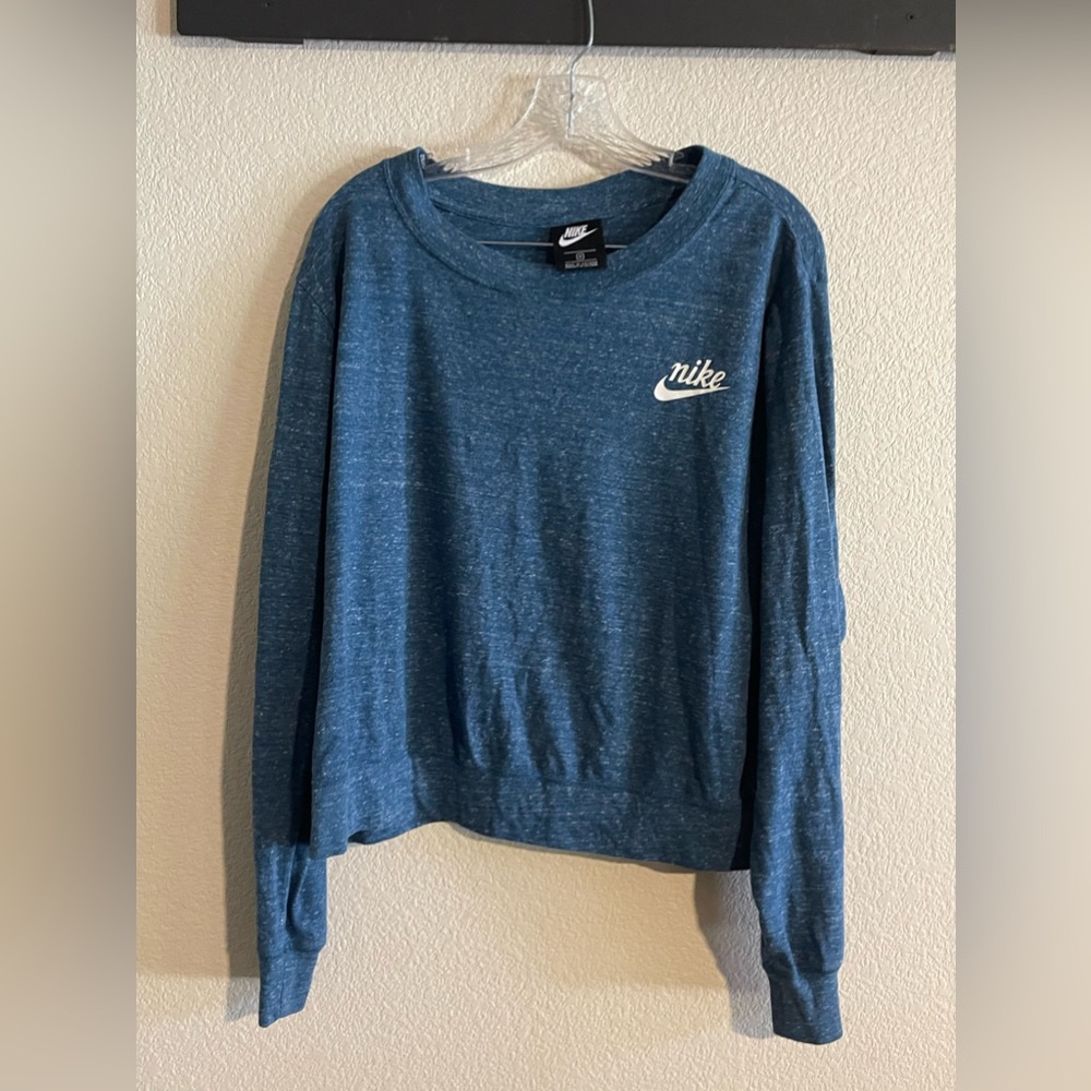 Nike Sweater-Brand new